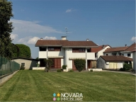 casa indipendente in vendita a San Nazzaro Sesia