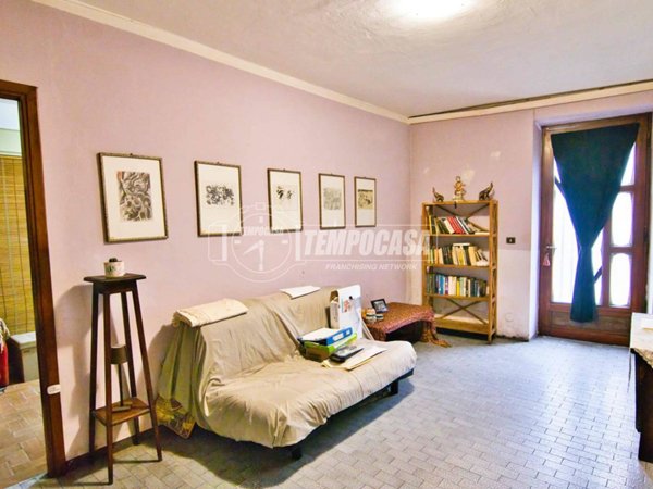 casa indipendente in vendita a San Nazzaro Sesia