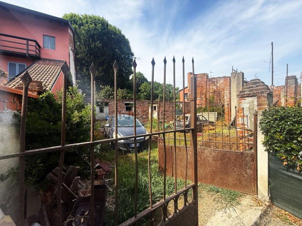 casa indipendente in vendita a San Nazzaro Sesia