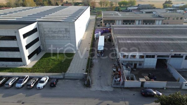 locale commerciale in vendita a San Pietro Mosezzo in zona Mosezzo