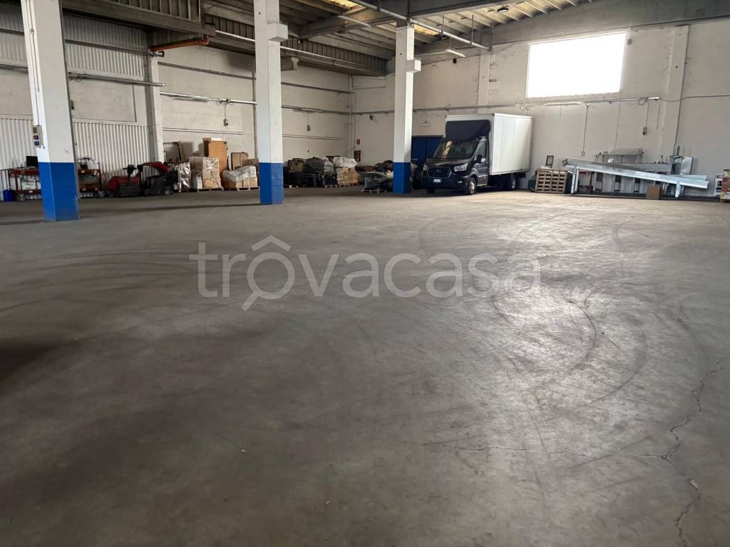 capannone in vendita a San Pietro Mosezzo