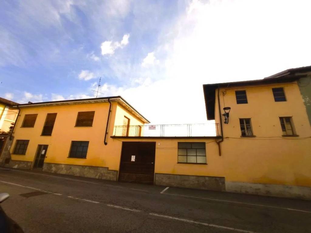 casa indipendente in vendita a Sillavengo