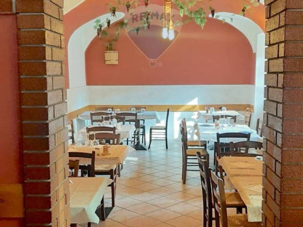 negozio in vendita a Sillavengo