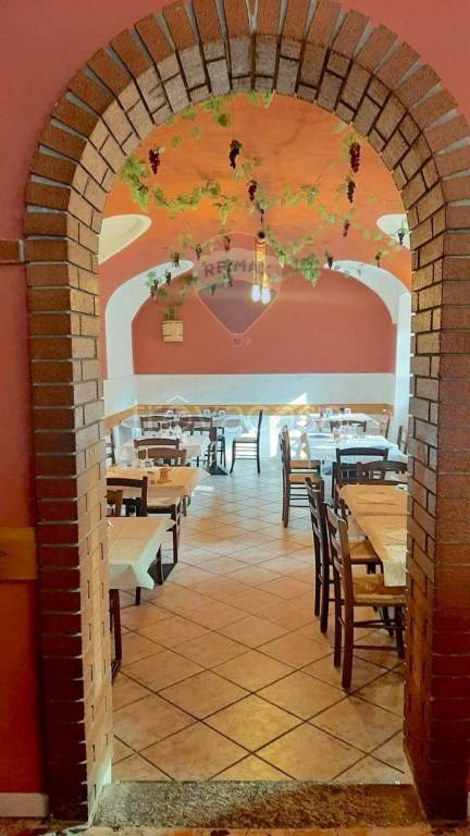 negozio in vendita a Sillavengo