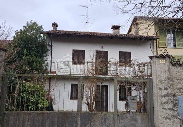 casa indipendente in vendita a Sizzano