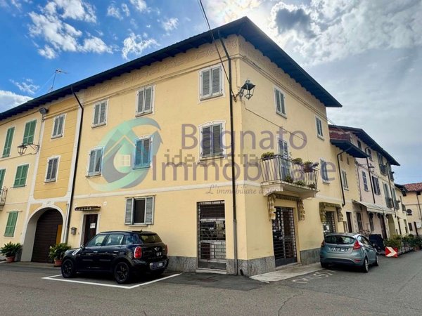 casa indipendente in vendita a Sizzano