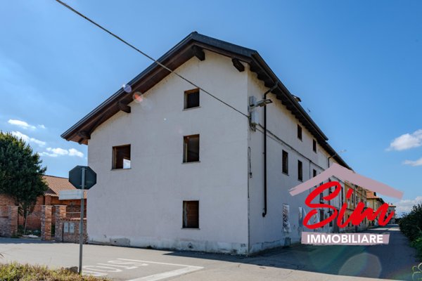 casa indipendente in vendita a Sizzano