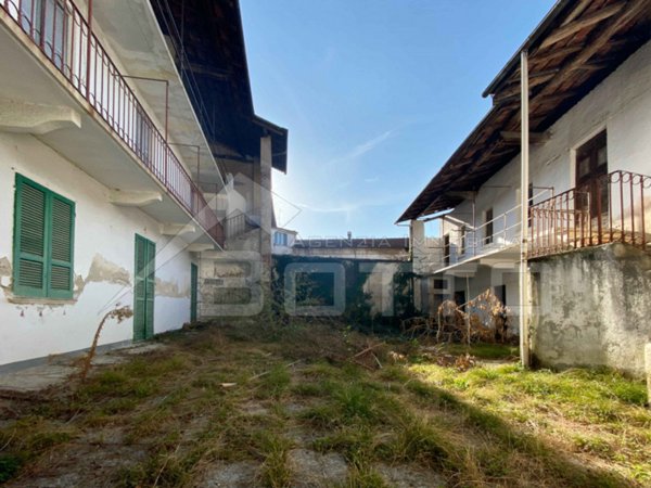 casa indipendente in vendita a Soriso