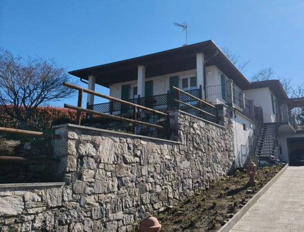 casa indipendente in vendita a Soriso