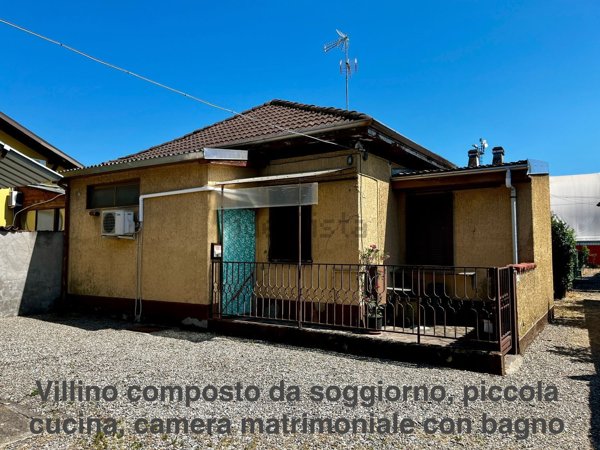 casa indipendente in vendita a Sozzago