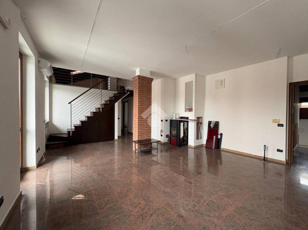appartamento in vendita a Sozzago