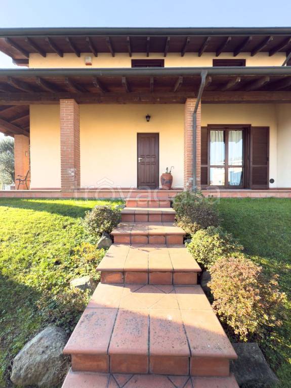 casa indipendente in vendita a Sozzago