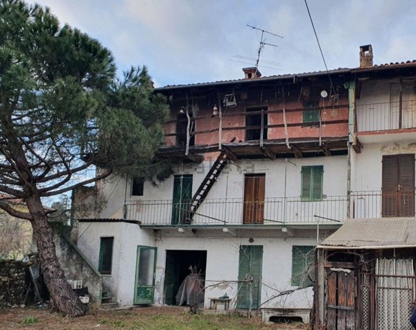 casa indipendente in vendita a Suno