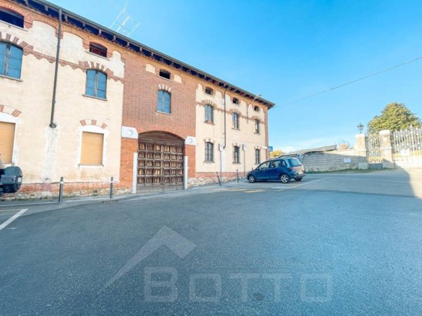 villa in vendita a Suno