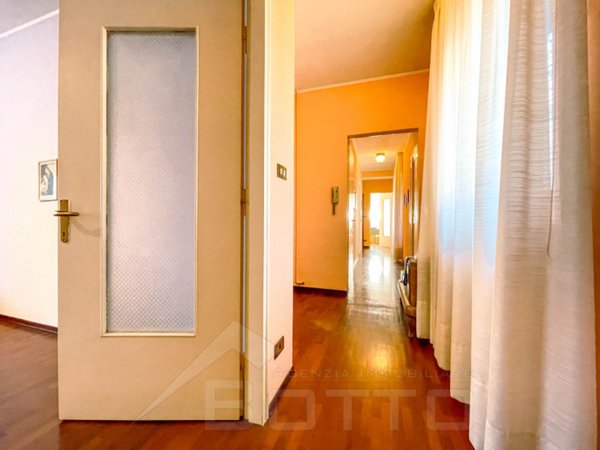 casa indipendente in vendita a Suno