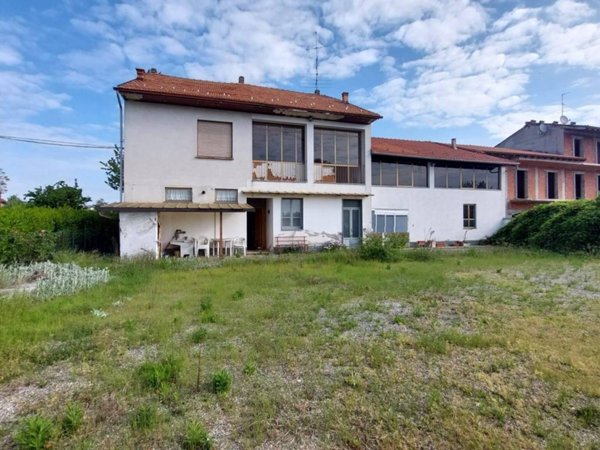 casa semindipendente in vendita a Suno