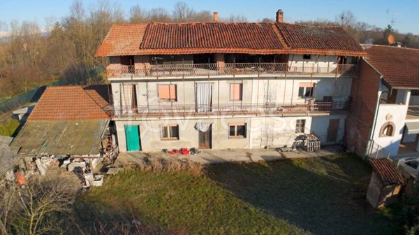 casa indipendente in vendita a Suno