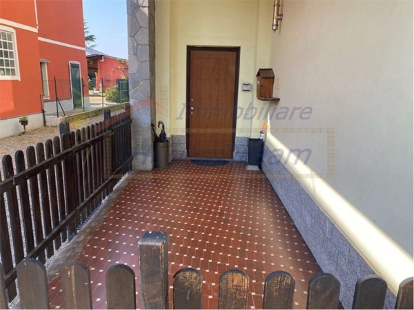 appartamento in vendita a Suno in zona Baraggia