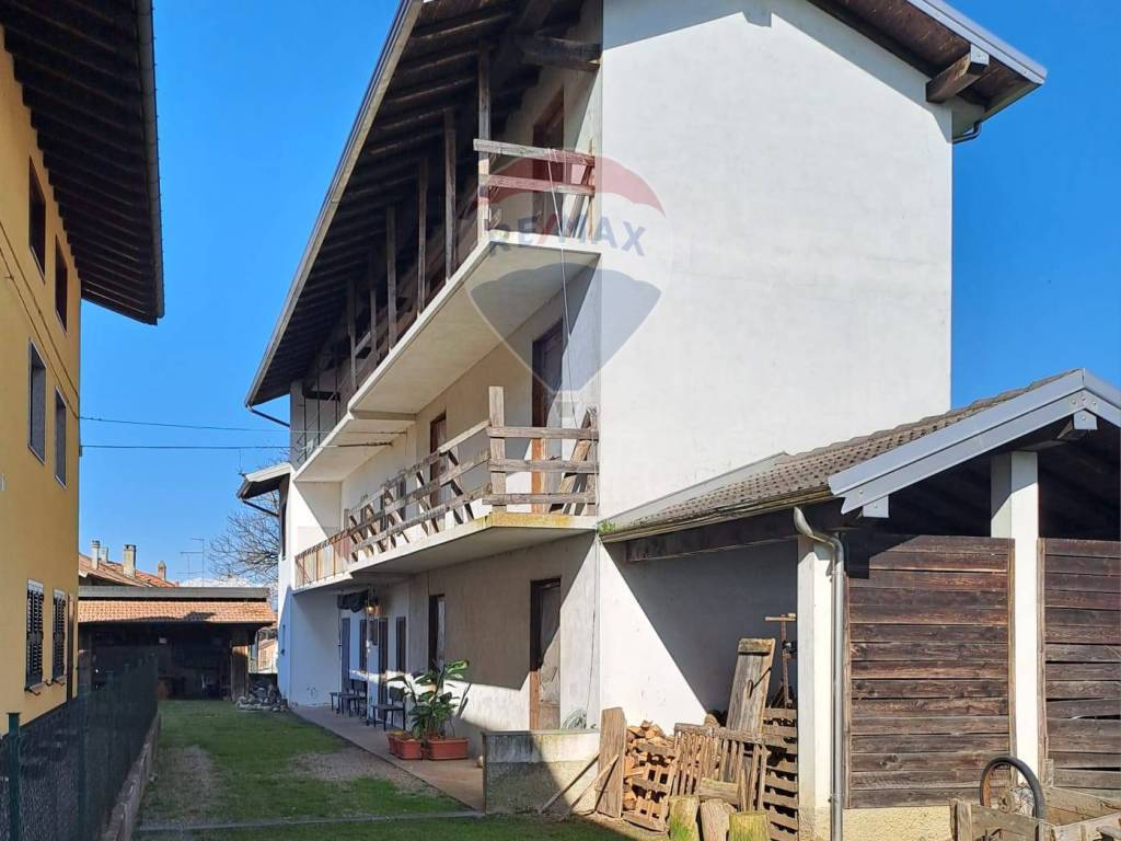 casa indipendente in vendita a Suno