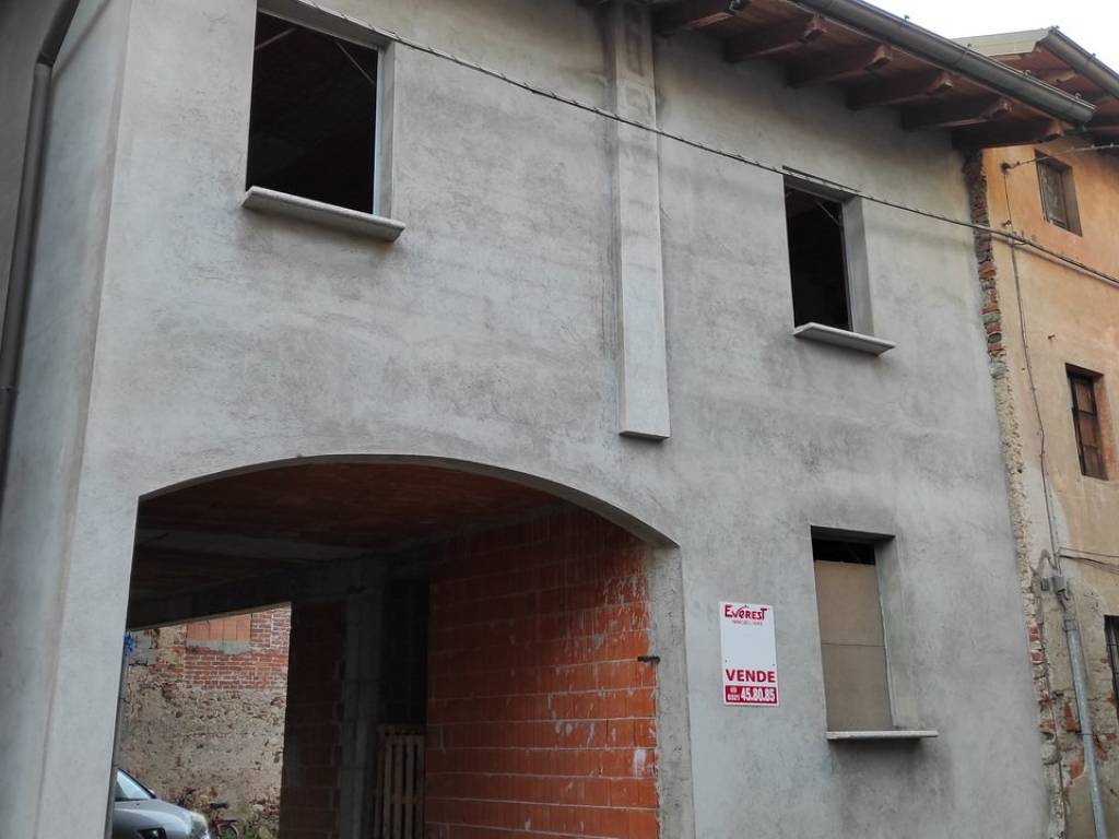 casa indipendente in vendita a Suno