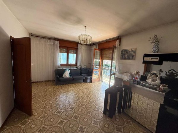 appartamento in vendita a Suno in zona Baraggia