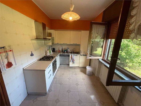 appartamento in vendita a Suno in zona Baraggia