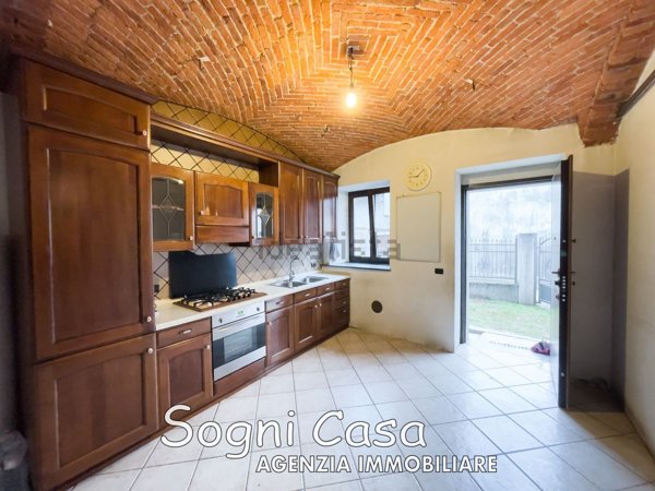 casa indipendente in vendita a Suno