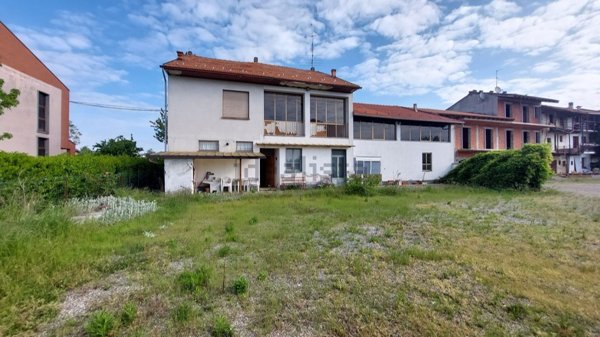 casa semindipendente in vendita a Suno