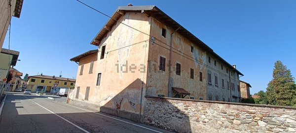 casa indipendente in vendita a Suno