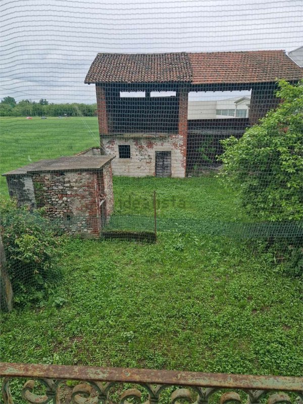 appartamento in vendita a Suno in zona Baraggia