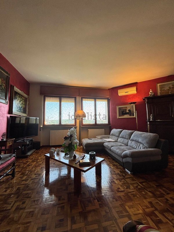 casa indipendente in vendita a Suno in zona Pieve