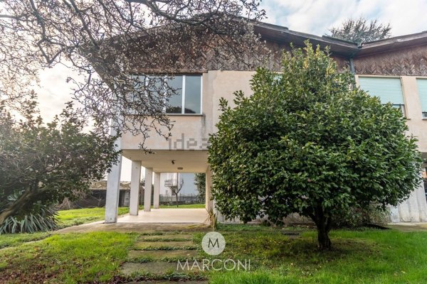 casa indipendente in vendita a Suno