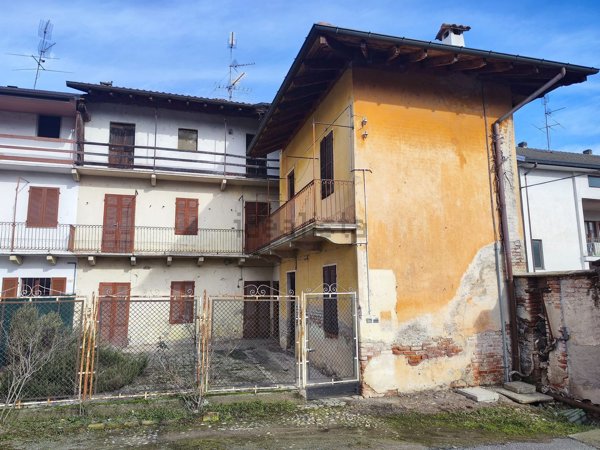 casa indipendente in vendita a Suno