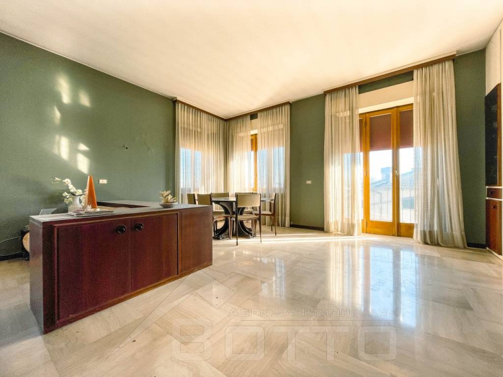 casa indipendente in vendita a Suno