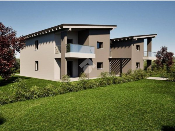 casa indipendente in vendita a Suno