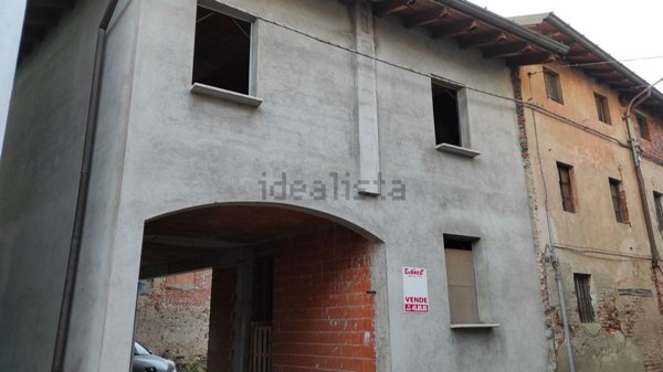 casa indipendente in vendita a Suno