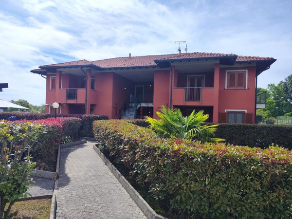 appartamento in vendita a Suno in zona Pieve