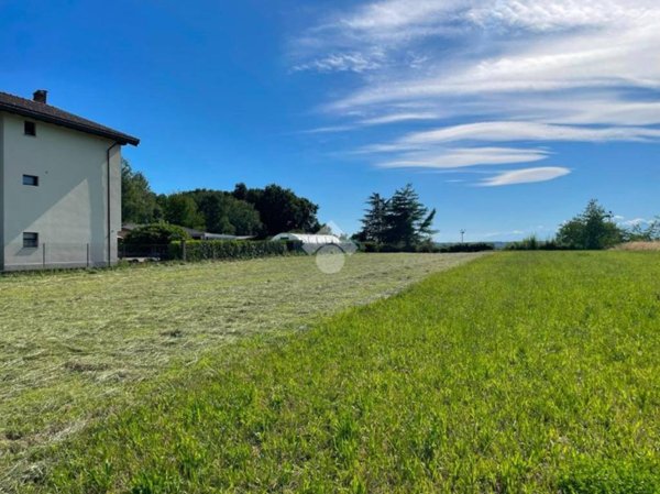 terreno agricolo in vendita a Suno in zona Piana