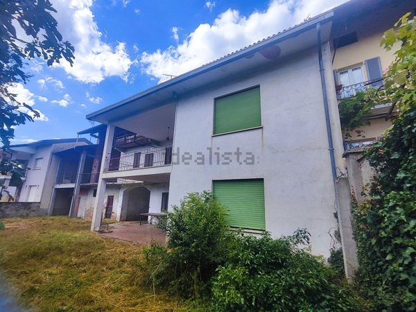 casa indipendente in vendita a Suno