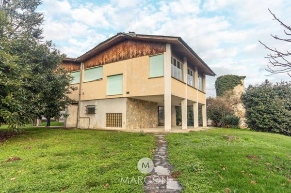 casa indipendente in vendita a Suno
