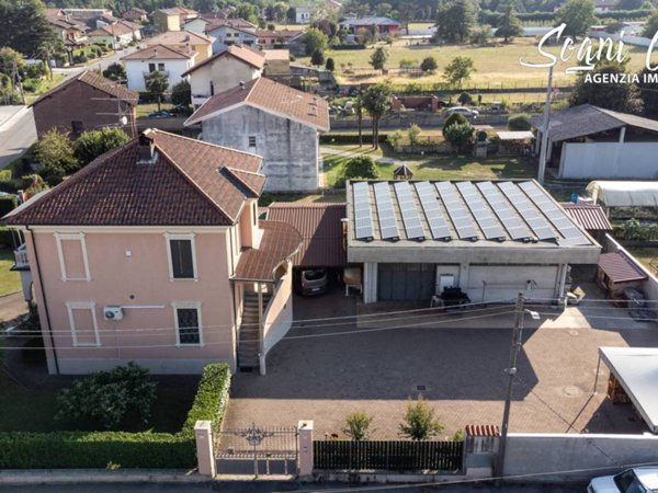 casa indipendente in vendita a Suno