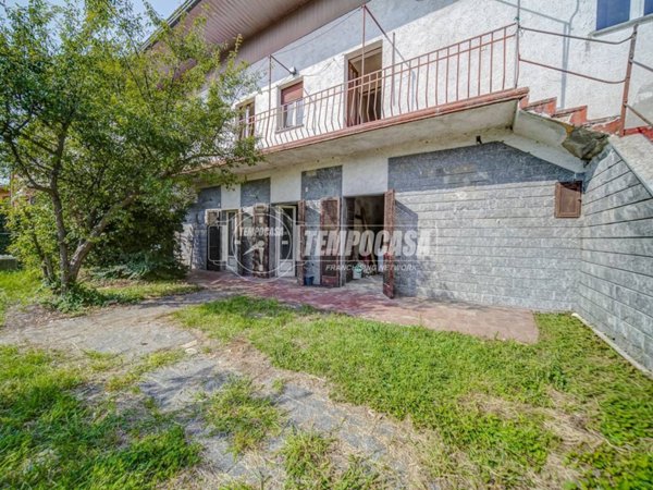 casa indipendente in vendita a Suno