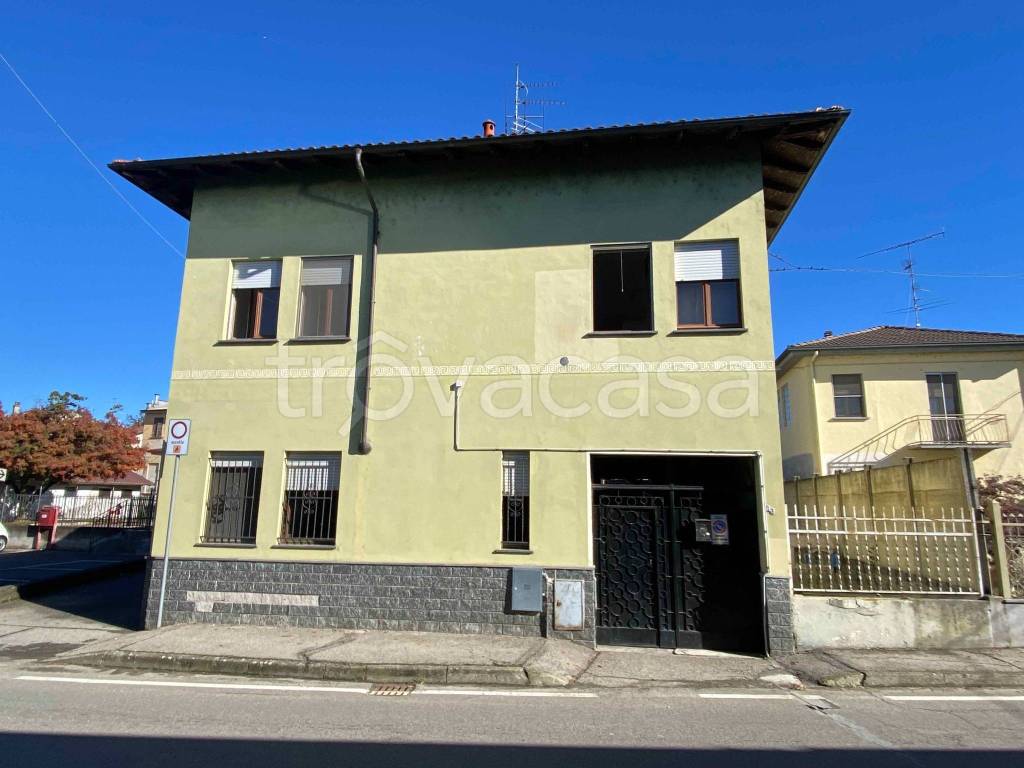 casa indipendente in vendita a Terdobbiate