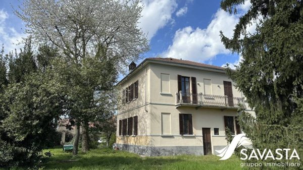 casa indipendente in vendita a Terdobbiate