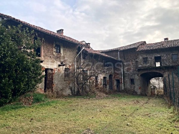 casale in vendita a Tornaco