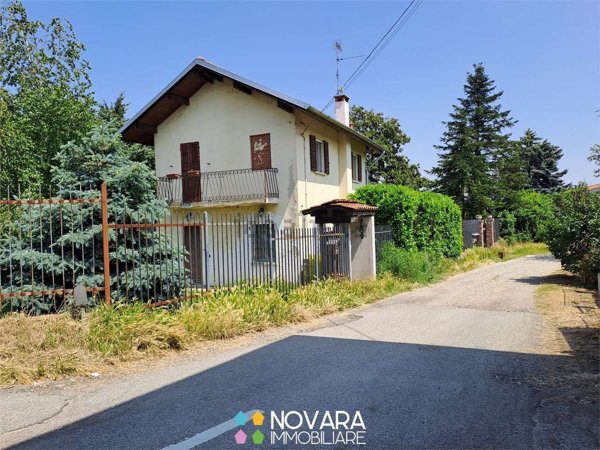 casa indipendente in vendita a Tornaco