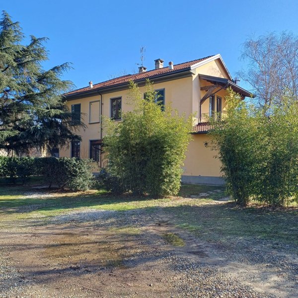 casa indipendente in vendita a Tornaco