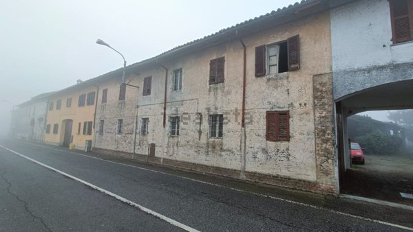 casa indipendente in vendita a Tornaco
