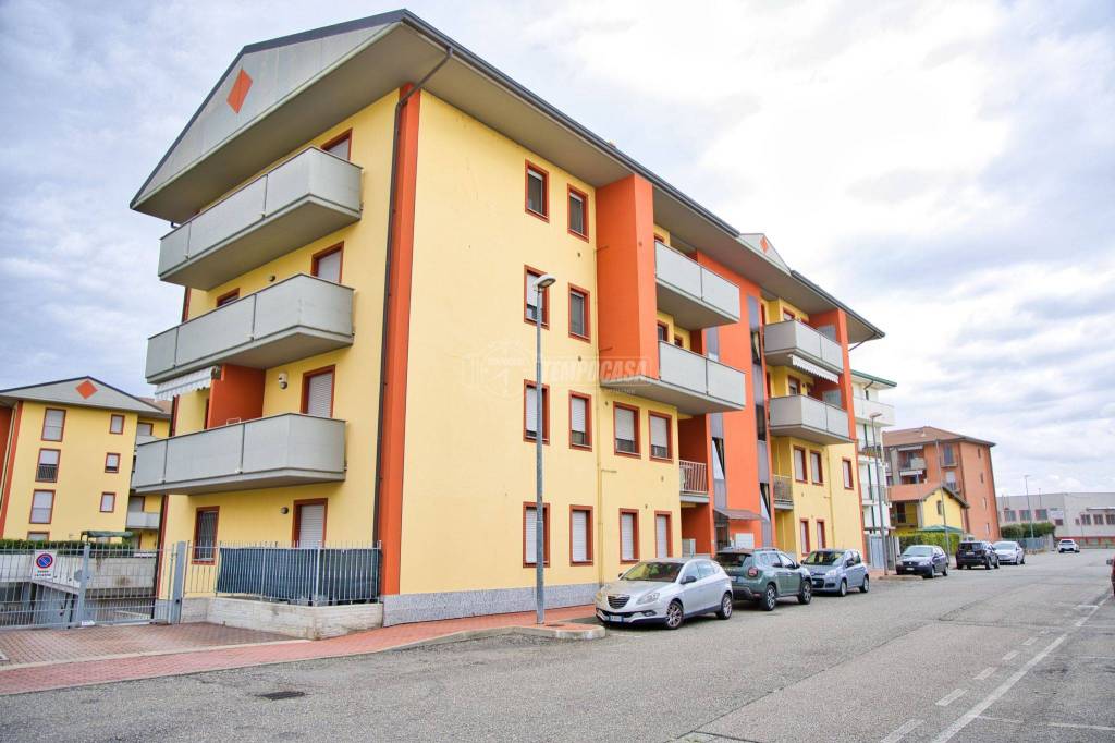 appartamento in vendita a Trecate