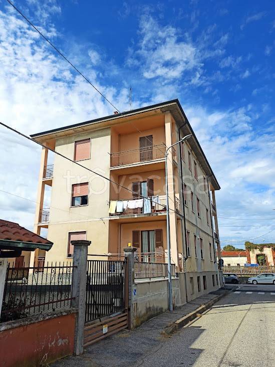 appartamento in vendita a Trecate